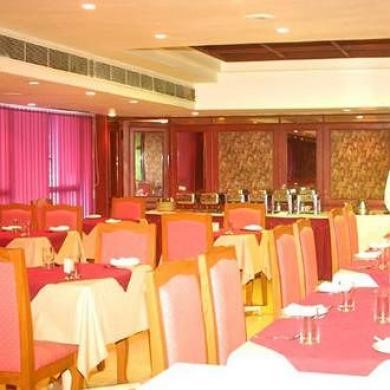 Hotel Maurya International Madras Buitenkant foto