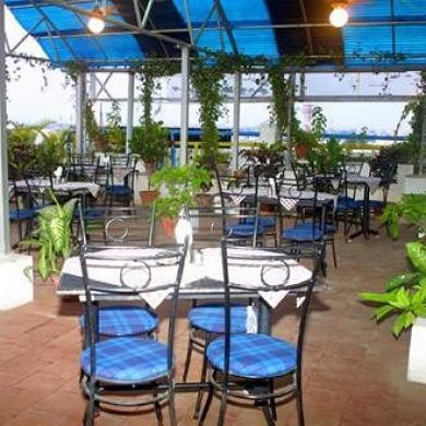Hotel Maurya International Madras Buitenkant foto