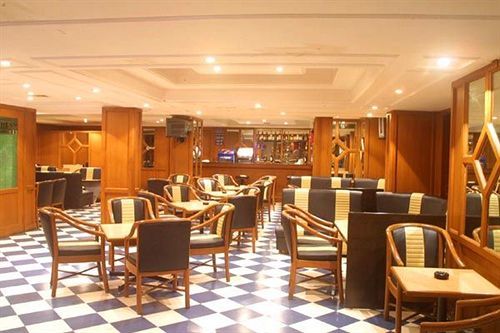 Hotel Maurya International Madras Buitenkant foto